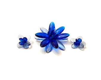 Vintage Flower Set, Brooch & Earrings Set, Blue Lucite Brooch Set Vintage 1960s Lucite Flower Demi Parure Faceted Lucite Plastic Jewelry Set