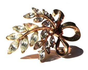 Crown Trifari Bow Brooch, Rhinestone & Vermeil Brooch, 1940s Jewelry Designer Alfred Philippe, Antique Swarovski Crystal Trifari Brooch