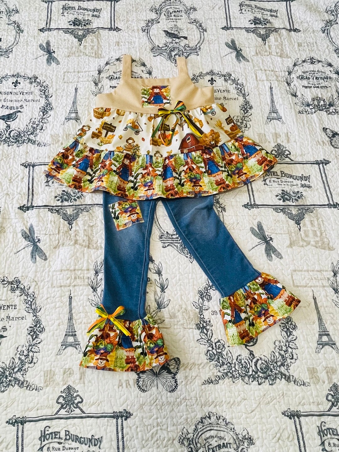Lot De 4 Robes Et Tenues Pour Fille Taille 4/4T - Marques Pumpkin Patch, Good Lad, Gap - Occasion Très Bon état