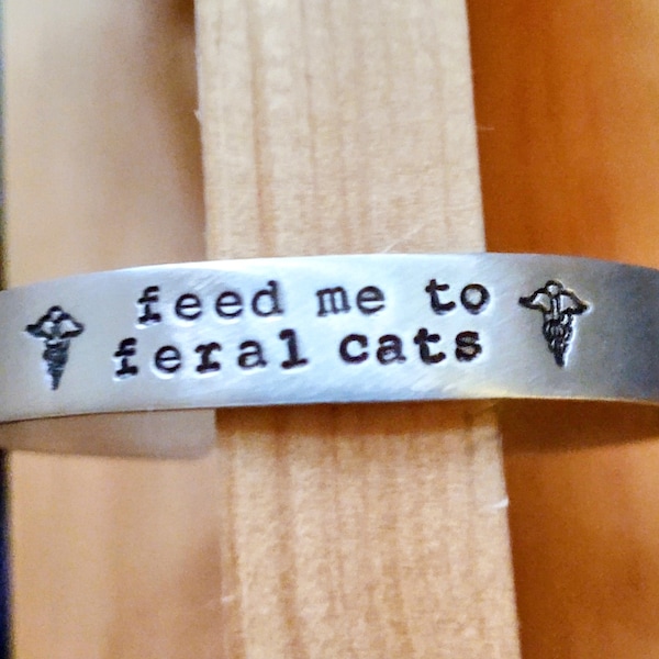 Feed Me to Feral Cats Medical Alert Bracelet . Funny Bracelet - Funny Jewelry . Funny Medical Alert . Cat Bracelet . Cat Lover . Cat Jewelry