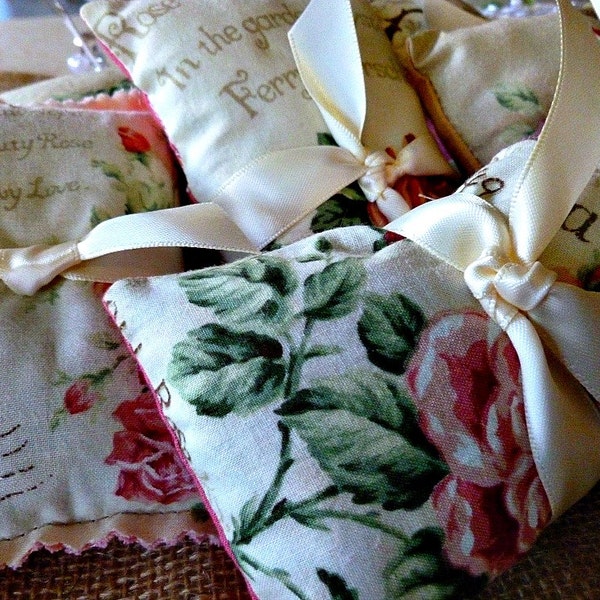 Beautiful French Lavender Sachets - -Set of SEVEN - Perfect for Christmas Gift Giving. Lavender picked 2023