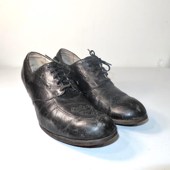 old lady dress shoes Sz 11 -12 Dr Scholl's Women Walking Very Rare Vintage 1930s 40s Custom Made Oxford Style Nun Shoes Grandma Lace Up has-lifestyle-photography