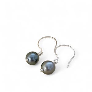 Tahitian Pearl Earrings Black Pearl Dangle Drop Earrings Handmade Sterling Silver Hawaiian Jewelry Minimalist  Boho Bridal Gift Wedding