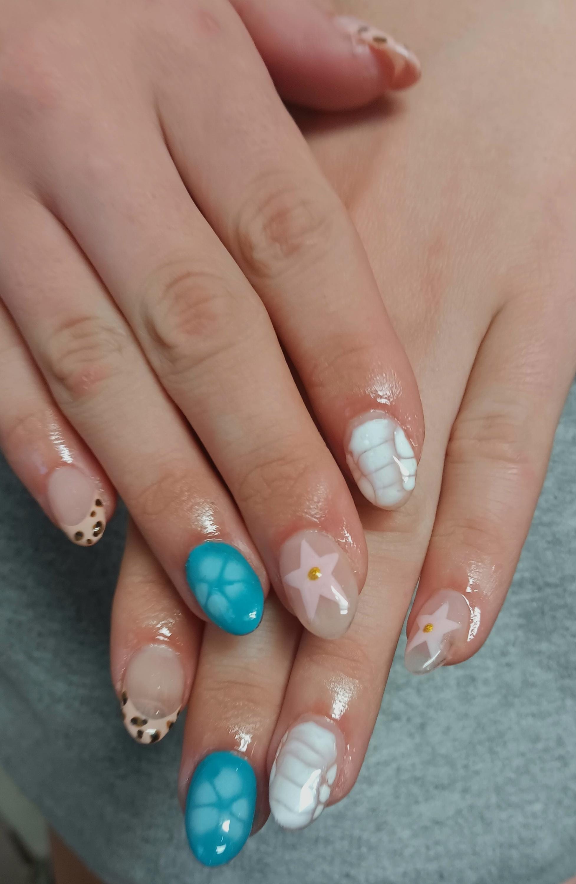 Colorful summer nails | blue flower design | star and cheetah pattern | beachy nails | hand made