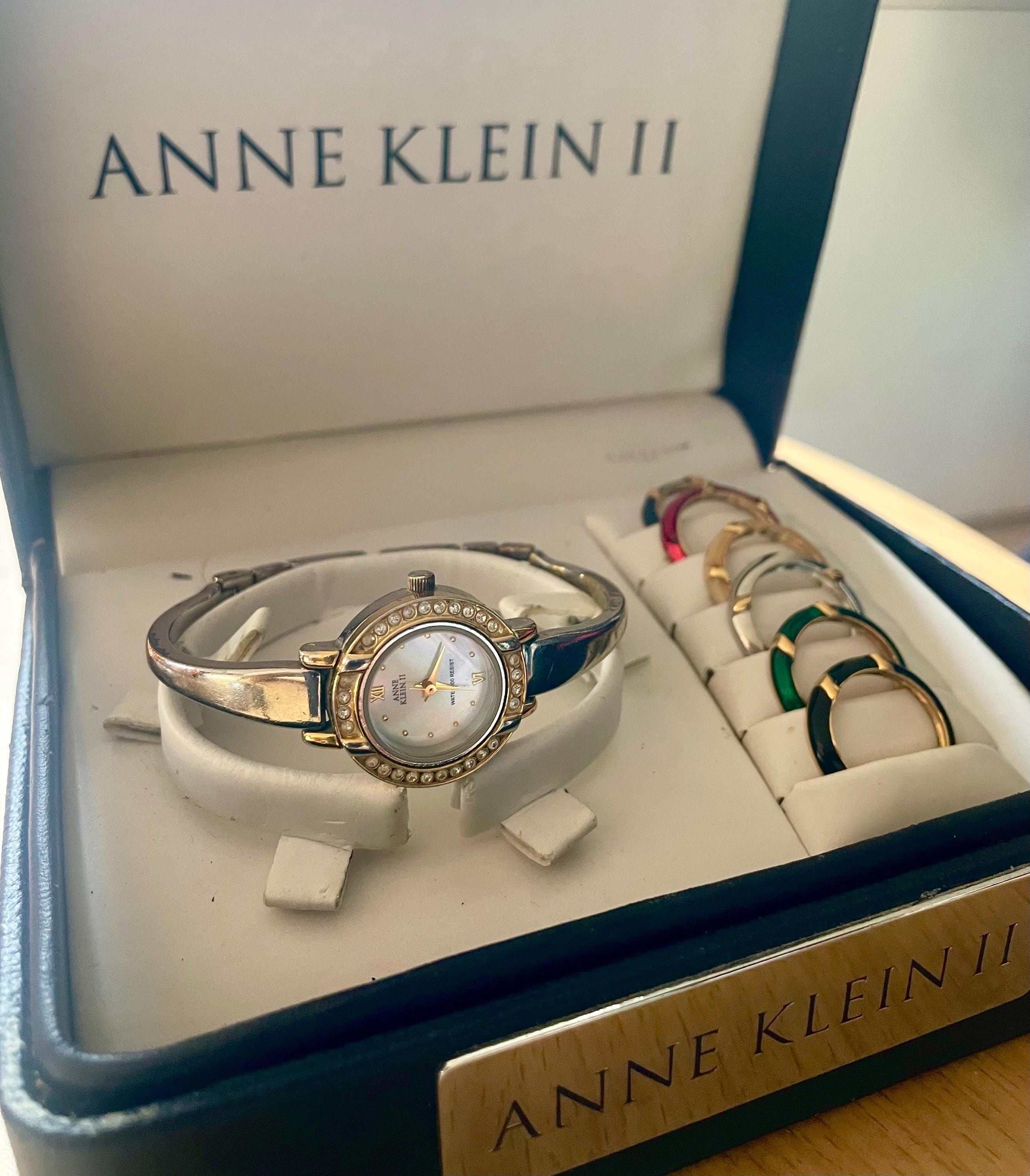 ANNE  Ⅱ チェンジベゼル 4点 新古品 バングル WATCH ANNE KLEIN Ⅱ チェンジベゼル 4点 新古品 バングル WATCH - メルカリ