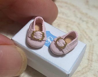 Girl's shoe, 10mm, light pink, handmade from natural leather, ideal for small dolls or decorating a child's room or diorama