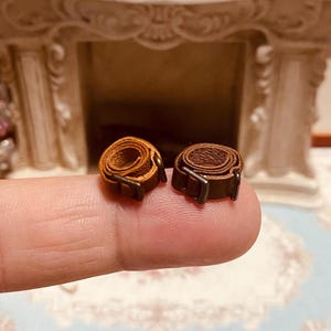 El típico  regalo de Navidad , día del padre o cumpleaños para caballeros con unos bonitos accesorios para caballeros, dos cinturones piel