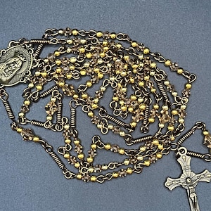 Chapelet catholique Hearth Light de cinq décennies