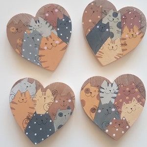 hand painted cat heart wooden magnet