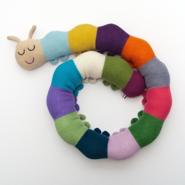 Kevin the Caterpillar Lambswool Plüschtier - Made to order