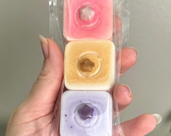 Picnic Plaid scented Crystal Soy Wax Melts. Crystal mini stars: flower agate, golden healer, amethyst. 2oz - For use in wax warmer