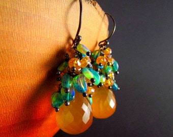 Calcédoine dorée avec opale turquoise et grenat mandarine