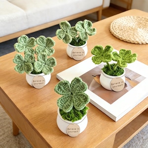 Crochet Clover Plant with Custom Text,Knitted Emotional Support Potted Plant,Birthday Gift for Her,Shamrock Decor,Plant Lover Gift,St Parker