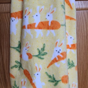 Bunnies and Carrots Dish Towel with Crocheted Top for Hanging image 3