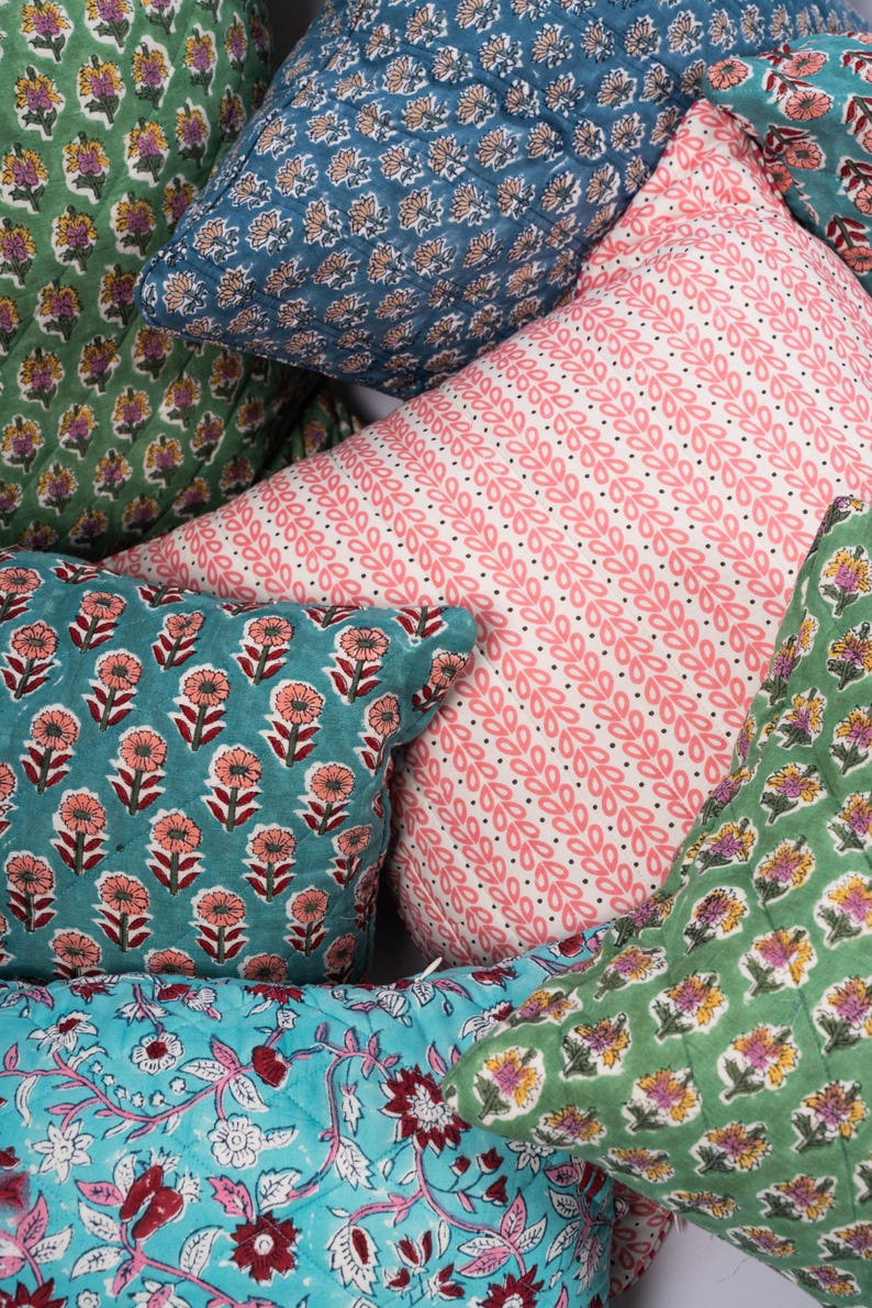 Hand Block Print Floral Pillow Cover - Thumbnail 4