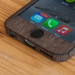 Wenge iPhone 8 Case / Real Wood iPhone Wrap - Classic Style - Laser-cut ...