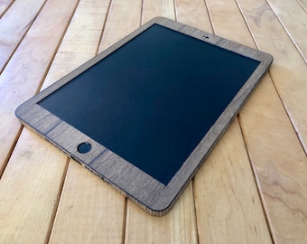 Teakhouten iPad-hoes / iPad-hoes, gemaakt van echt hout! Beschikbaar voor iPad 6e generatie 9,7" iPad en ouder. Aanpassing beschikbaar, in bamboe, walnoot +