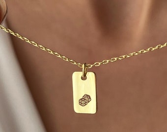 Tärningshalsband: 14K guldpläterad berlock, present till spelälskare
