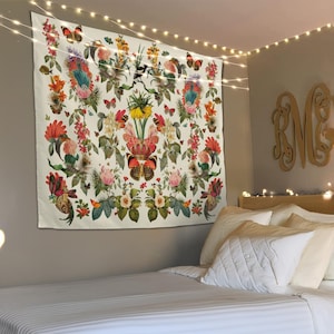 Vintage Butterfly Moth Tapestry, Butterfly Lover Gift, Butterfly Decor, Vintage Butterfly Wall Hanging, Dorm Wall Art, Home Decoration Gift