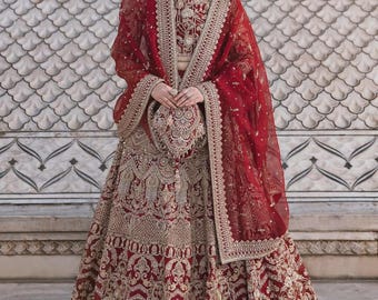 Conjunto Lehenga Choli Vermelho para Noiva – Vestido Barat Paquistanês-Indiano Bordado à Mão