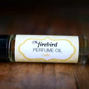 Cake Perfume Oil - Sugared Vanilla, Lemon Zest, Almond Extract - Vanilla Perfume, Bakery Perfume, Sweet Perfume