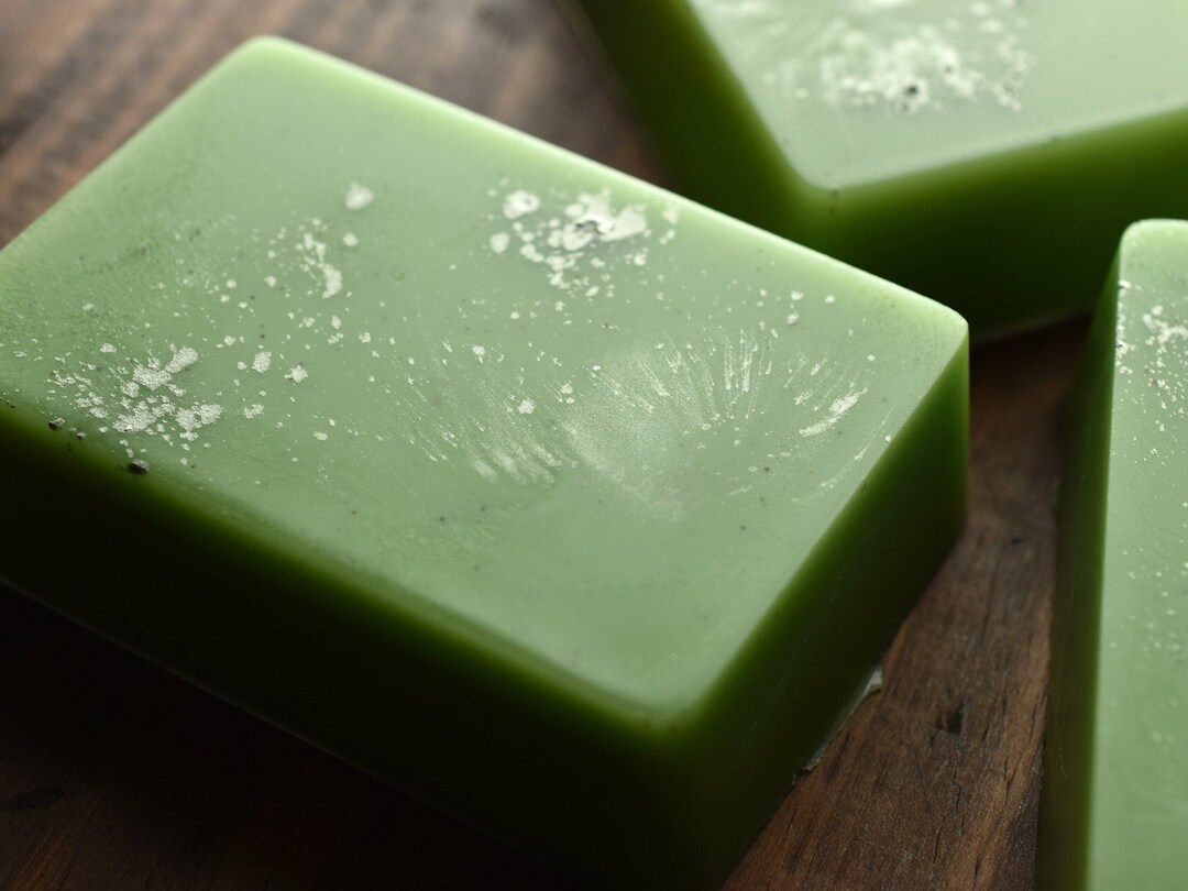 Fig Tree Soap Green Fig, Fig Leaf, Coconut, Galbanum, Cedarwood - Etsy