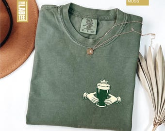 St. Patrick's Day Claddagh Comfort Colors® T-Shirt, Irish Sláinte Tee, Gift for Irish Girl, Shamrock Bar Crawl Outfit