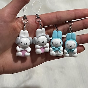 headphones bunny phone charm