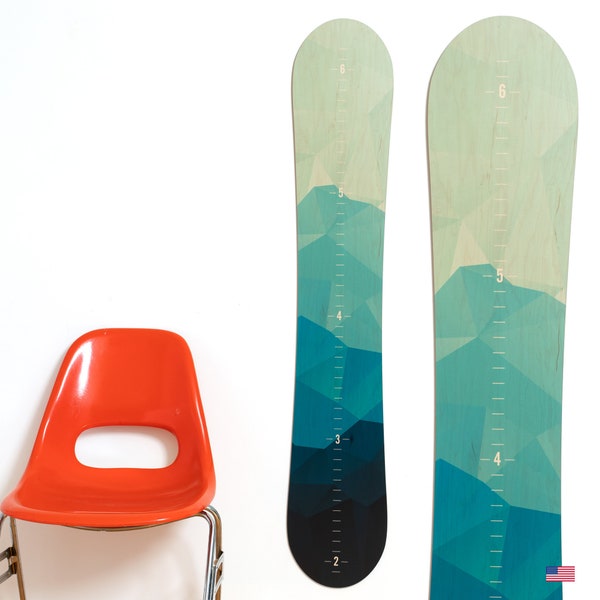 Mountain Snowboard Growth Chart / Wooden Height Chart / Child Wood Growth Chart / Snowboard decor / Snowboarder kid