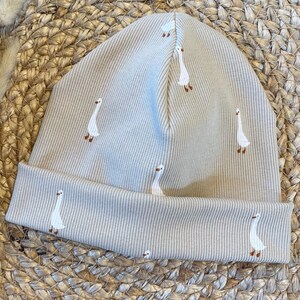 Ribbed jersey hat "Chattering Goose" | Baby gift | Baby hat | Ribbed jersey beanie | Hipster beanie | Goose pattern | Children's hat