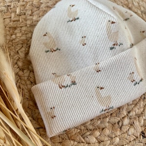 Ribbed jersey hat "Waddling Happiness" | Baby gift | Baby hat | Ribbed jersey beanie | Hipster beanie | Duck pattern | Children's hat
