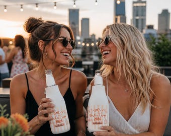 Custom Destination Girls Trip 2026 flessenkoeler met ritssluiting | Gepersonaliseerd reiscadeau voor vrijgezellenfeest