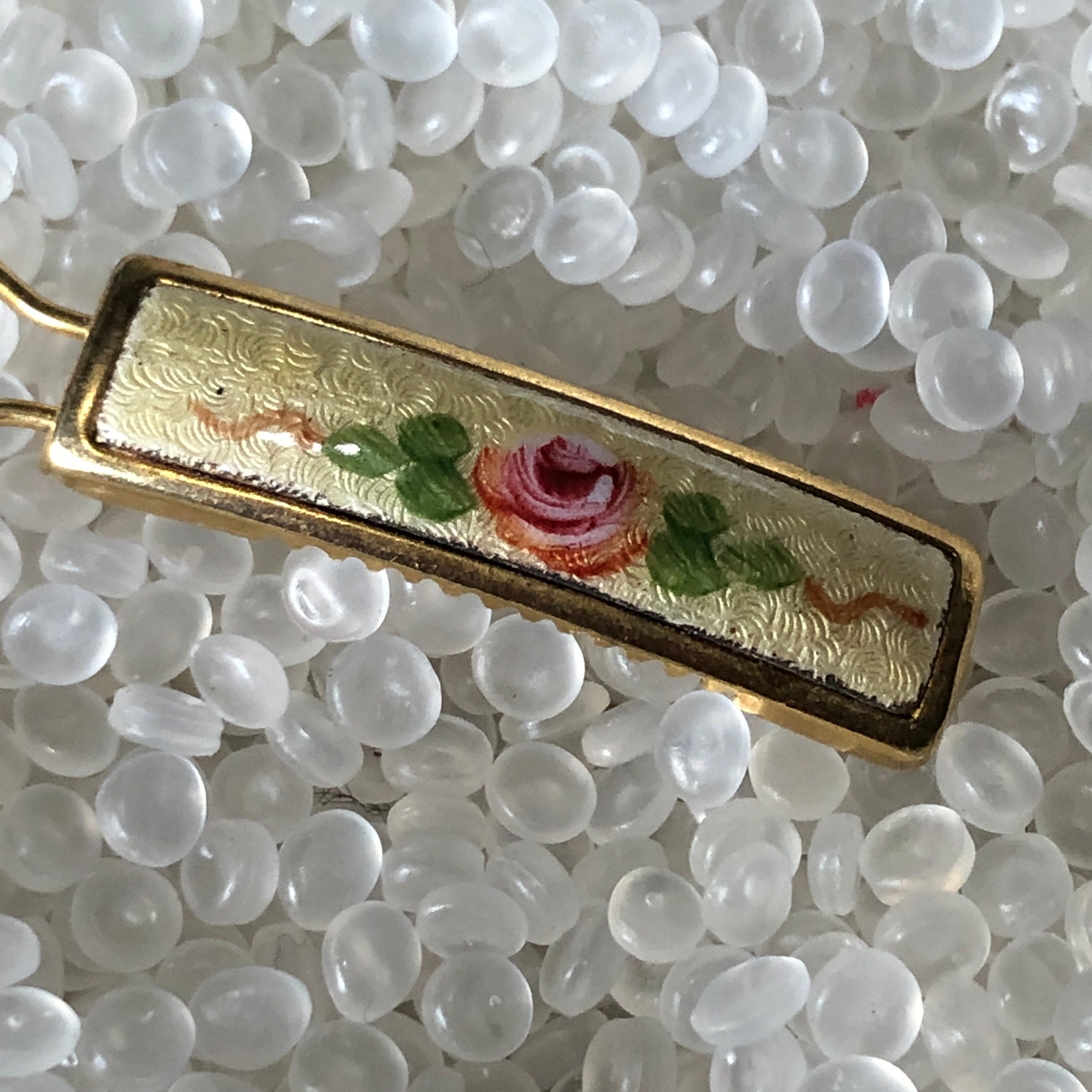 Vintage Guilloche Rose Barrettes Vintage Guilloche Enamel ROSE Hair Barrettes Pink White  main image 4
