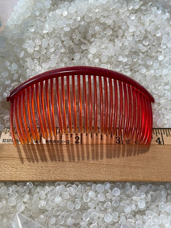 vintage hair combs,  slender tops , 4 inches acro… - image 5