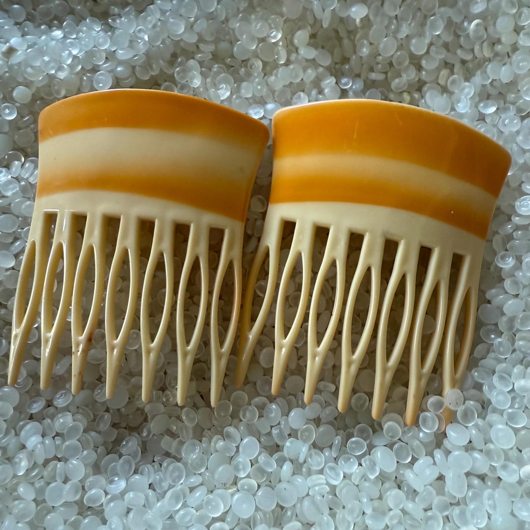 Vintage Hair Combs, Chunky Combs, 2.75 Inches Across , Retro 1970s ...