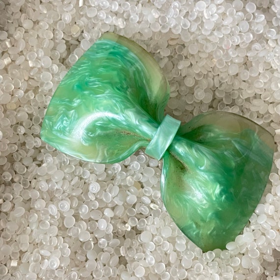 vintage barrette, large green  bow, glossy acryli… - image 3