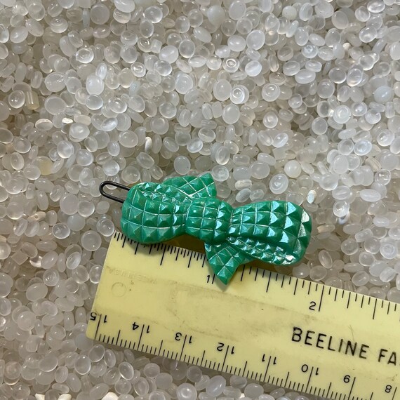 vintage hair barrette,  soft green, diamond cut b… - image 2