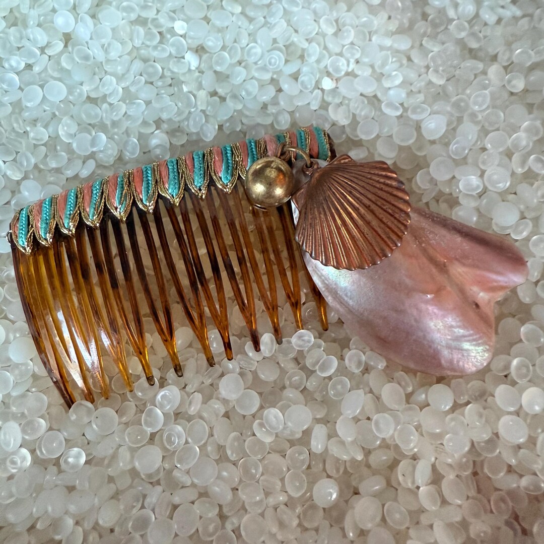 Deadly Comb Shell Vintage Hair Comb, Shell Comb ,comb With Dangling Shell ,, Mini Abalone ...