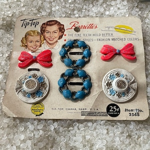 Vintage Barrettes, Antique barrettes, rare set of barrettes, store card display, vintage 1940s , tiny barrettes