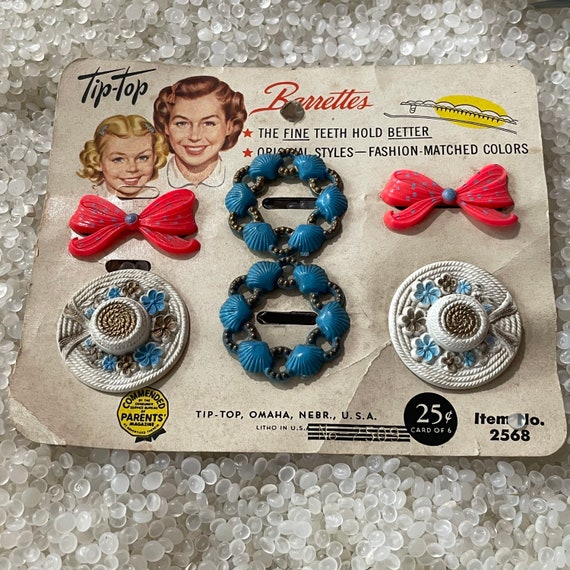Vintage Barrettes, Antique barrettes, rare set of barrettes, store card display, vintage 1940s , small barrettes