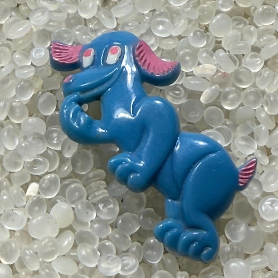 vintage barrette, blue  dog, silly dog, cartoon puppy, dog barrette, bb6
