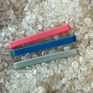 vintage barrettes, 1970s , narrow barrettes,GOODY STAY TIGHT,  blue, pale blue and bright pink ,slender barrette, w3
