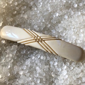 vintage  hair barrette, ivory color barrette , gold wire features, circa 1980s