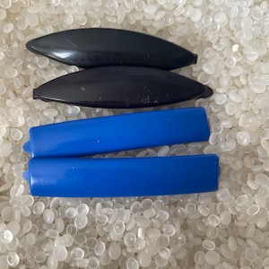 vintage  barrette , goody barrette, plastic children barrettes,blue bar barrette, black cats eye larger size,bbb2