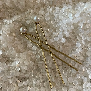 vintage gold wire hairpins , pearl hairpins