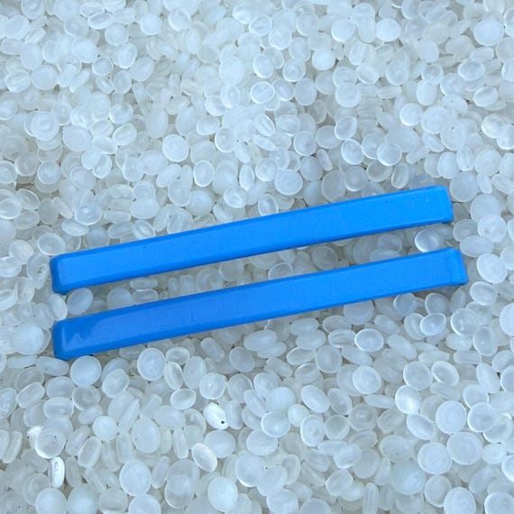 vintage barrettes, narrow barrette, Goody barrettes, long narrow barrettes,  longer size 2.50  inch, blue barrettes,b18
