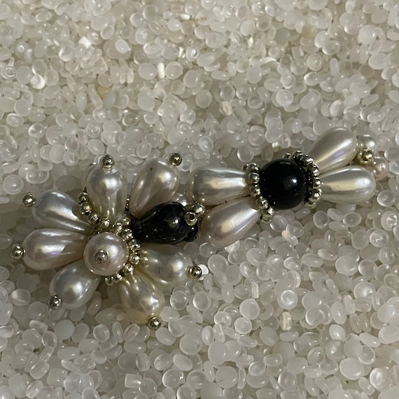 vintage hair barrette , black bead, raindrop pear… - image 1