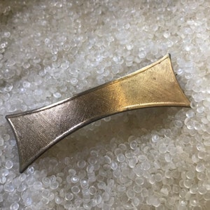 Vintage barrette,vintage 1970s barrette , textured hair barrette, long gold barrette,e3