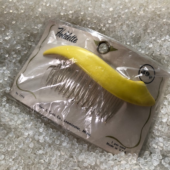 Vintage comb , rare in package, yellow  comb , le… - image 1