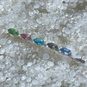 Vintage barrette ,row of colorful rhinestone , vintage 1980s barrette, glamour barrette,w21